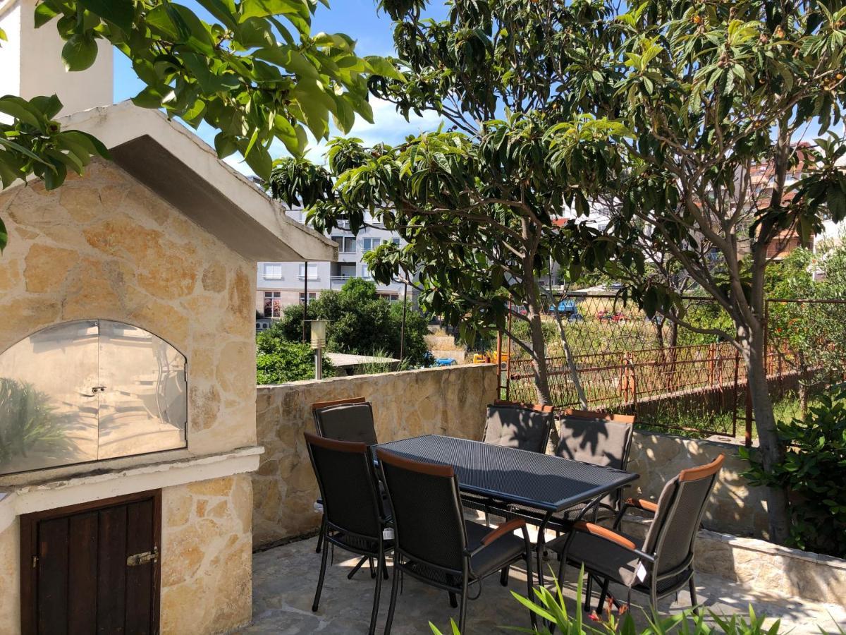פודסטראנה Dalmatia Apartments מראה חיצוני תמונה