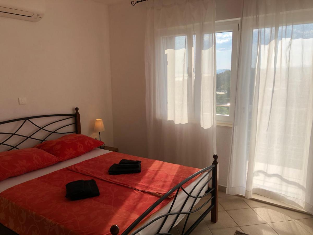 פודסטראנה Dalmatia Apartments מראה חיצוני תמונה