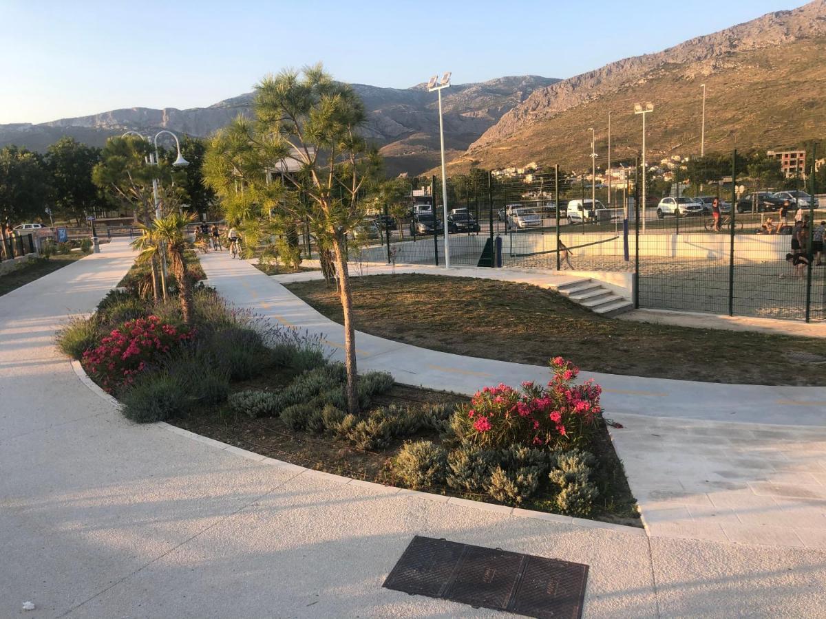 פודסטראנה Dalmatia Apartments מראה חיצוני תמונה
