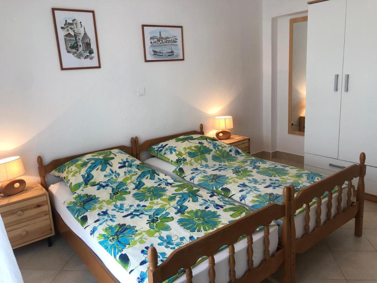 פודסטראנה Dalmatia Apartments מראה חיצוני תמונה
