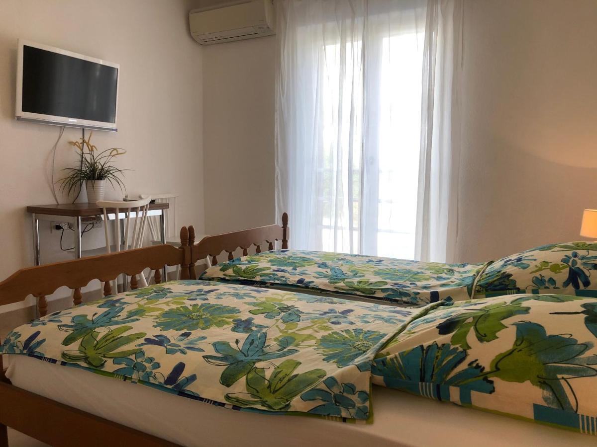 פודסטראנה Dalmatia Apartments מראה חיצוני תמונה